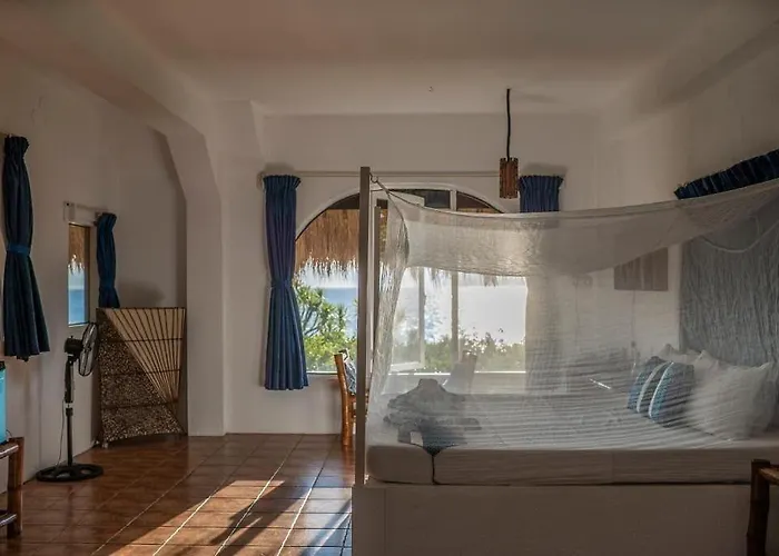 The Blue Orchid Resort 4*